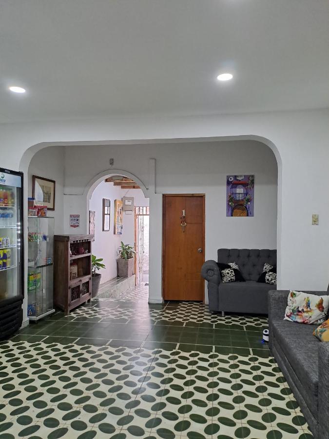 Hostal Casa Lara Cartagena Buitenkant foto