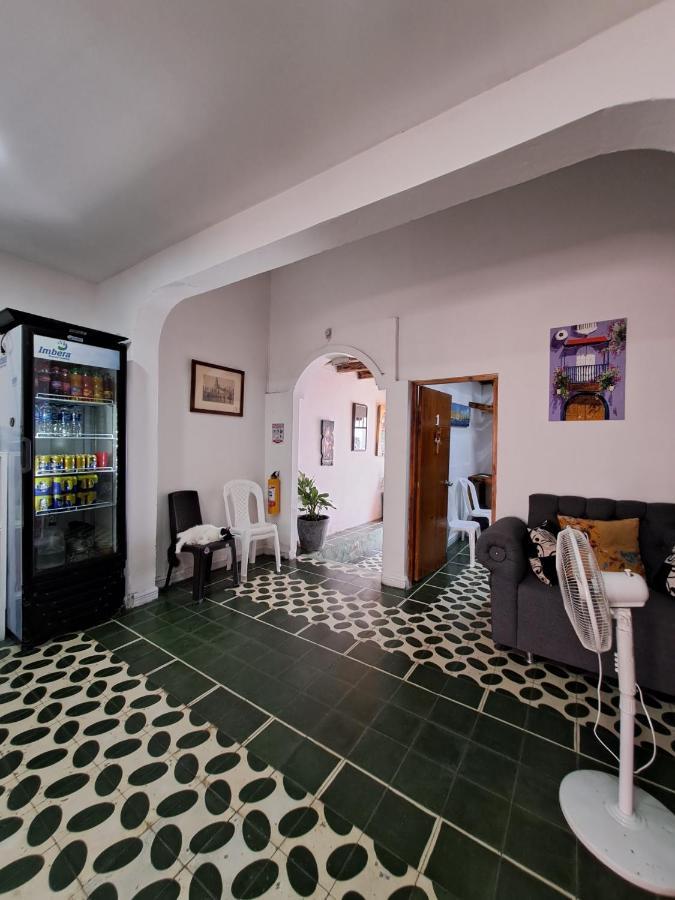 Hostal Casa Lara Cartagena Buitenkant foto
