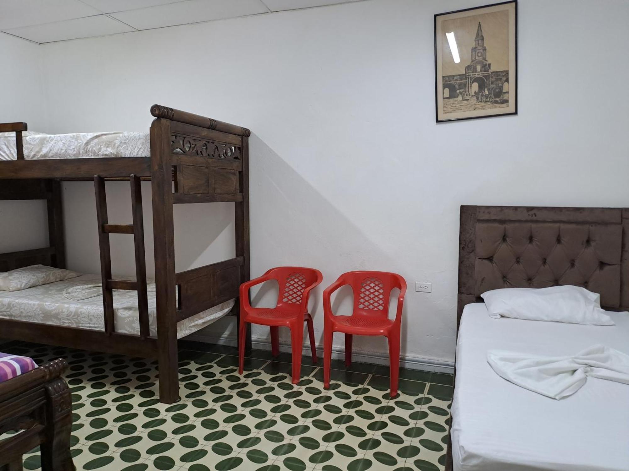 Hostal Casa Lara Cartagena Buitenkant foto